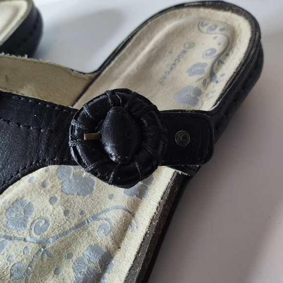 Rockport Black Leather Thong Sandals – Women’s Comfort Slip-On size 8.5 - Picture 6 of 7